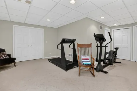 1702 Astor Avenue Oakbrook Terrace IL 60181
