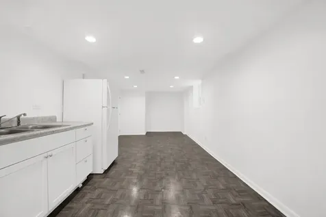 5037 West Winona Street Chicago IL 60630