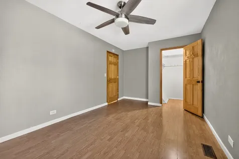 1034 Cove Drive Prospect Heights IL 60070