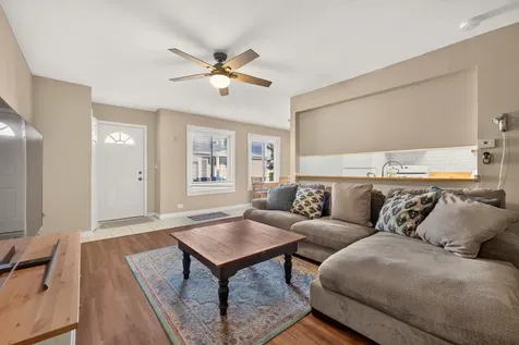 1034 Cove Drive Prospect Heights IL 60070
