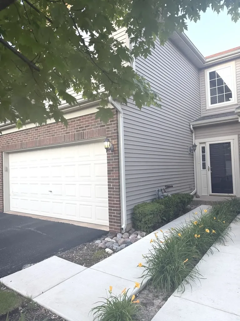 17660 South Alta Drive Lockport IL 60441