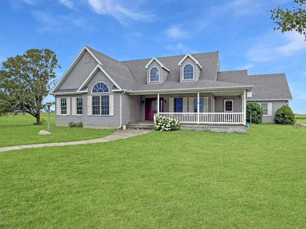 1321 County Road 3300 N. Rantoul IL 61866