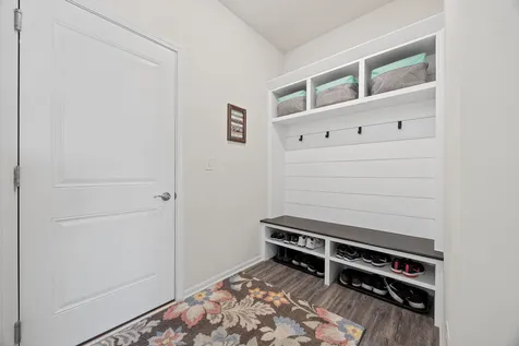 807 High Grove Drive Minooka IL 60447