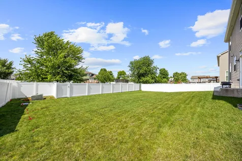 807 High Grove Drive Minooka IL 60447