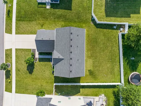 807 High Grove Drive Minooka IL 60447