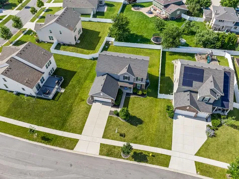 807 High Grove Drive Minooka IL 60447