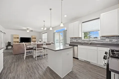 807 High Grove Drive Minooka IL 60447