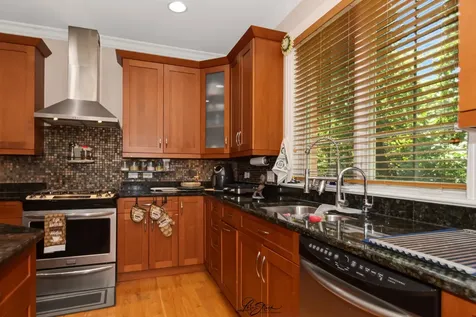 1730 Lunt Avenue Des Plaines IL 60018