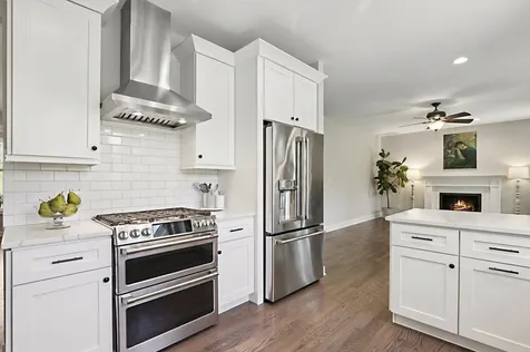 1329 Calamus Lane Grayslake IL 60030