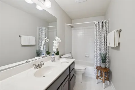 1329 Calamus Lane Grayslake IL 60030
