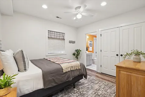 1329 Calamus Lane Grayslake IL 60030
