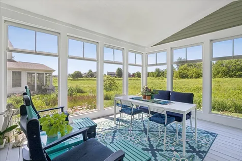 1329 Calamus Lane Grayslake IL 60030
