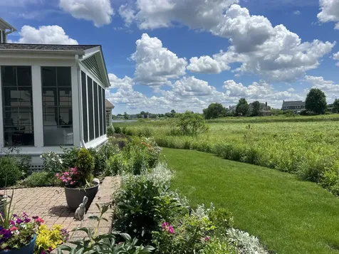 1329 Calamus Lane Grayslake IL 60030