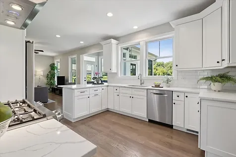 1329 Calamus Lane Grayslake IL 60030