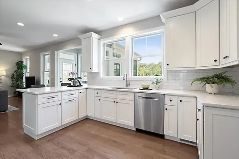 1329 Calamus Lane Grayslake IL 60030