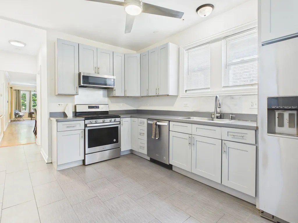 3345 West Carroll Avenue Chicago IL 60624