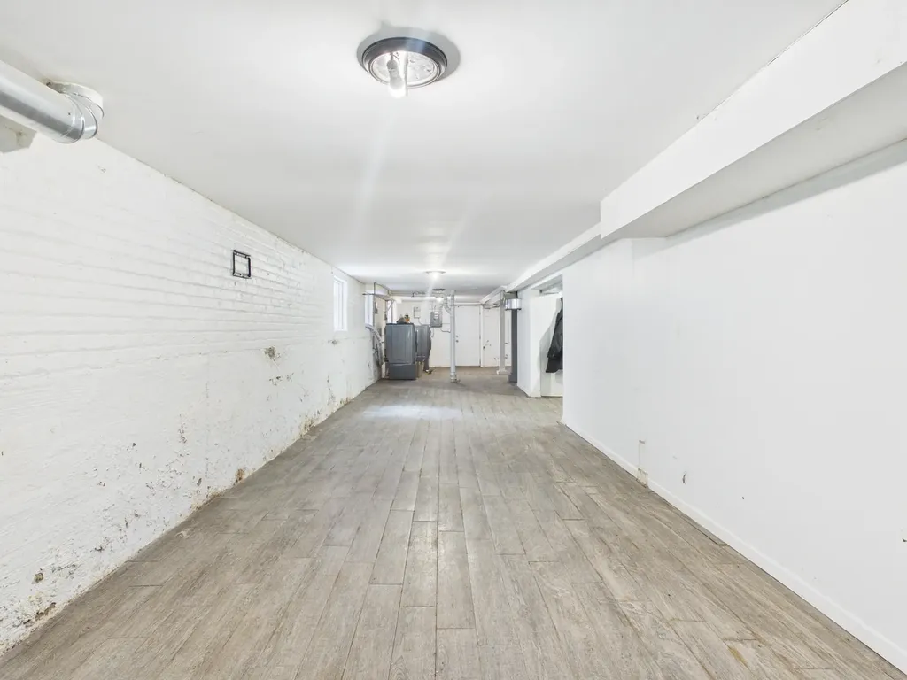 3345 West Carroll Avenue Chicago IL 60624