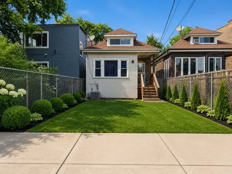 3345 West Carroll Avenue Chicago IL 60624