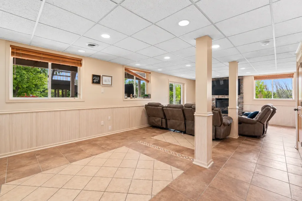 16035 West Red Cloud Drive Lockport IL 60441