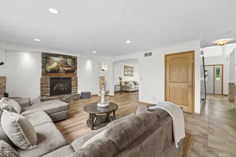 16035 West Red Cloud Drive Lockport IL 60441