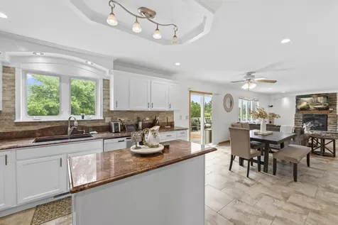 16035 West Red Cloud Drive Lockport IL 60441