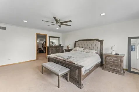 16035 West Red Cloud Drive Lockport IL 60441