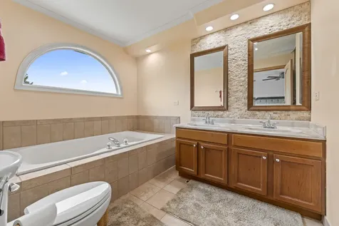16035 West Red Cloud Drive Lockport IL 60441