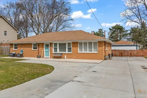 8836 West 93rd Place Hickory Hills IL 60457