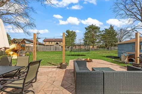 8836 West 93rd Place Hickory Hills IL 60457