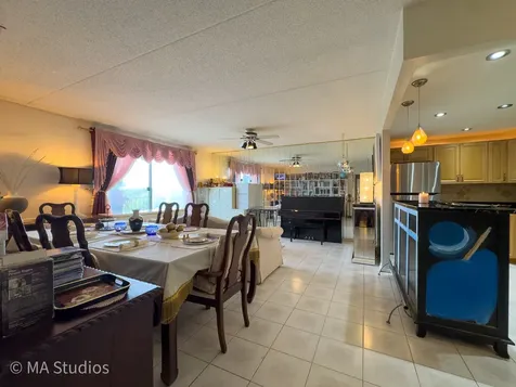 9731 North Fox Glen Drive Niles IL 60714