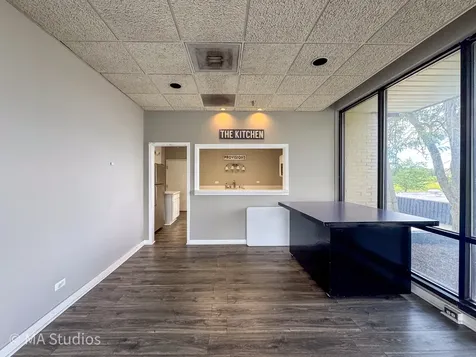 9731 North Fox Glen Drive Niles IL 60714