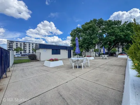 9731 North Fox Glen Drive Niles IL 60714