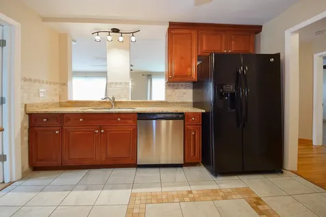 8999 Kennedy Drive Des Plaines IL 60016