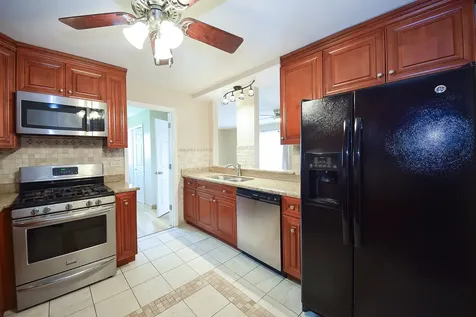 8999 Kennedy Drive Des Plaines IL 60016