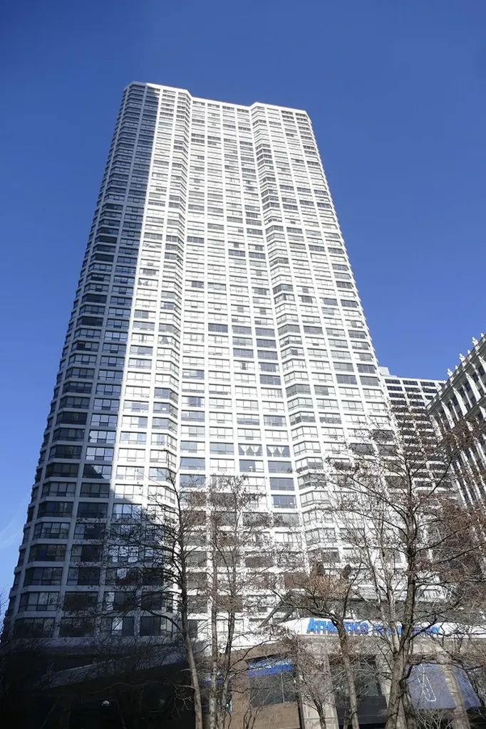 405 North Wabash Avenue Chicago IL 60611