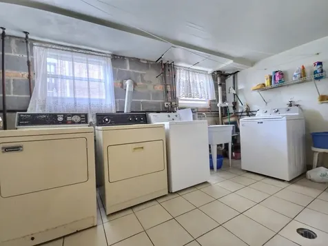 5421 West Windsor Avenue Chicago IL 60630