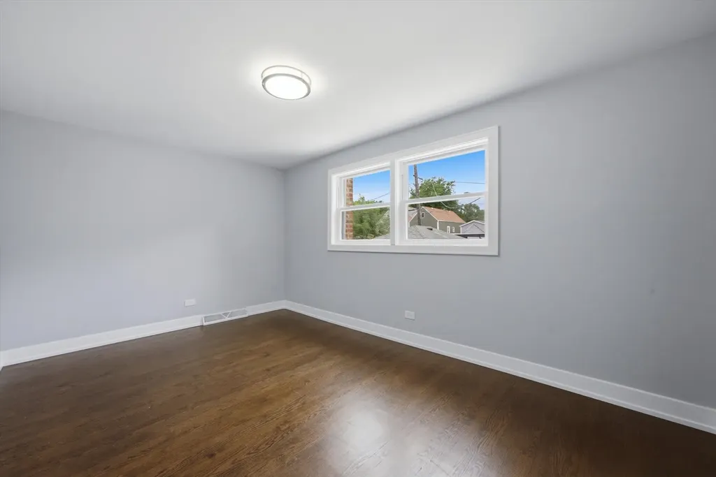 2016 West 52nd Street Chicago IL 60609