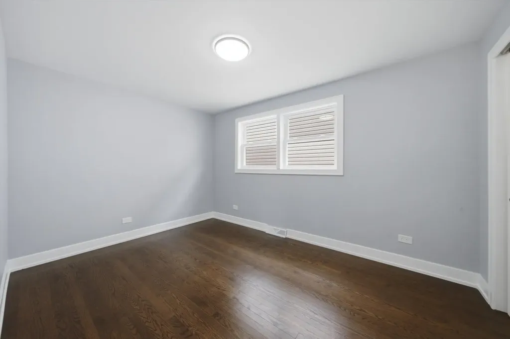 2016 West 52nd Street Chicago IL 60609