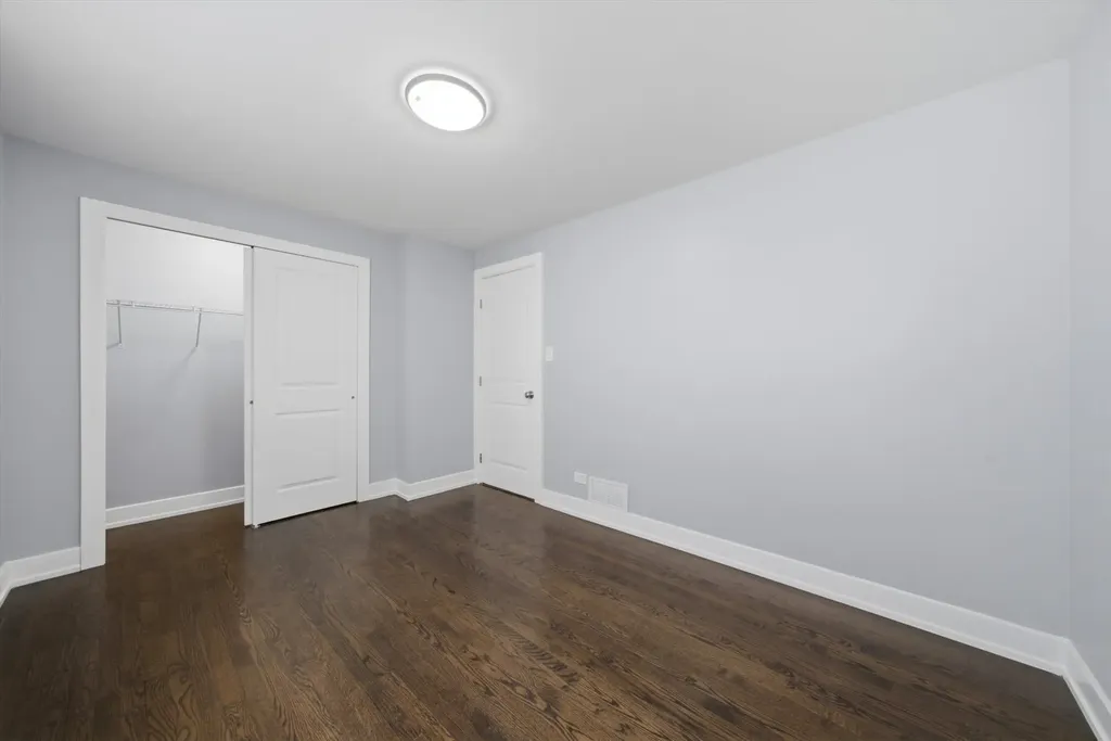 2016 West 52nd Street Chicago IL 60609