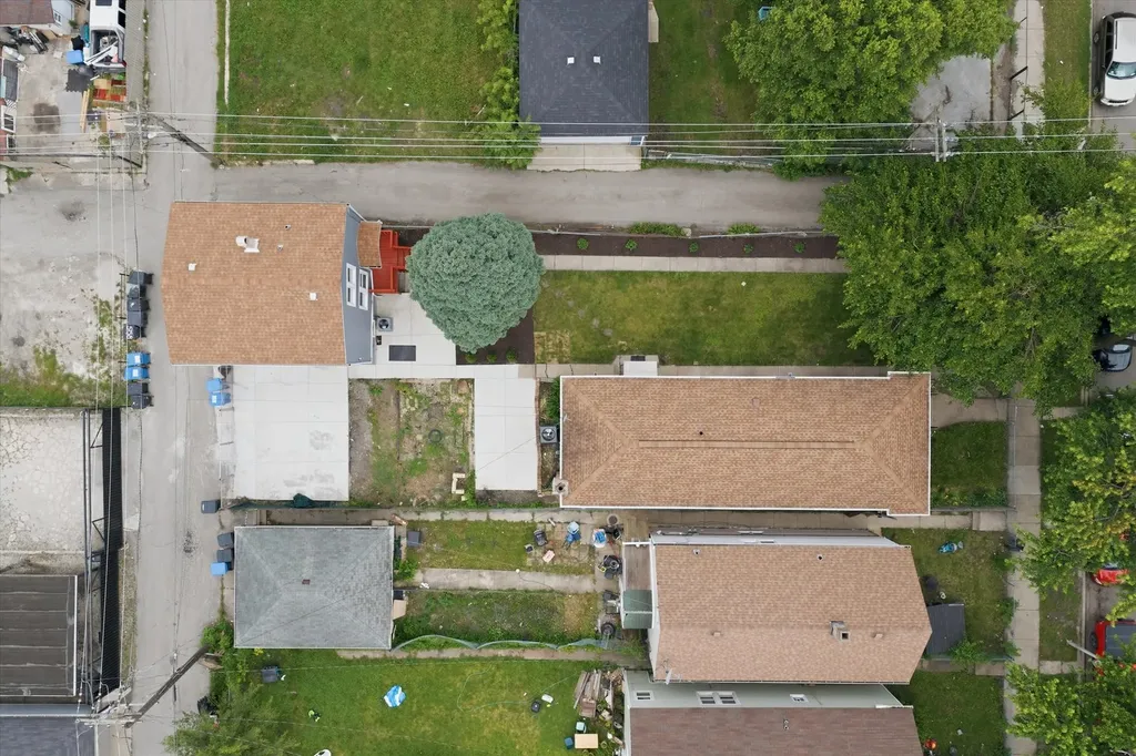 2016 West 52nd Street Chicago IL 60609