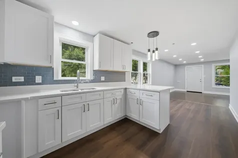 2016 West 52nd Street Chicago IL 60609