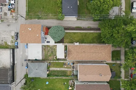 2016 West 52nd Street Chicago IL 60609