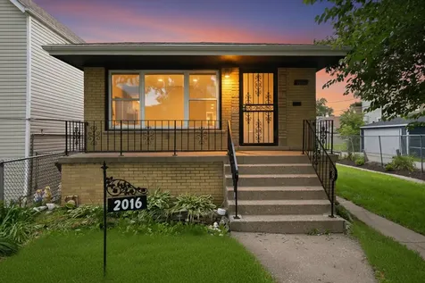2016 West 52nd Street Chicago IL 60609
