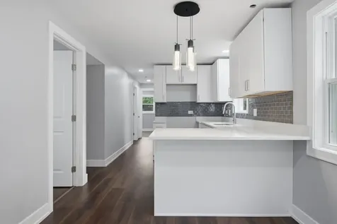 2016 West 52nd Street Chicago IL 60609