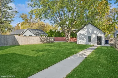 2008 Schiller Avenue Wilmette IL 60091