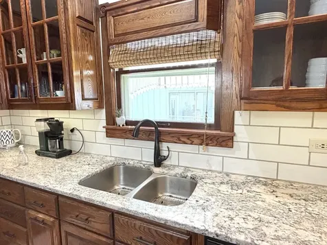 1203 6TH Street Peru IL 61354