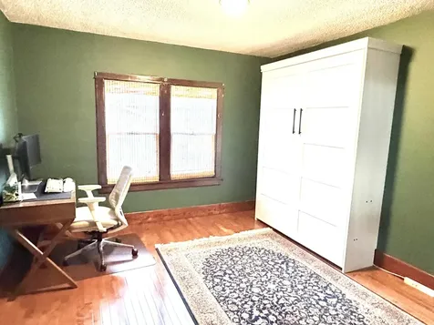 1203 6TH Street Peru IL 61354