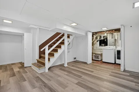 208 Pine Street Deerfield IL 60015