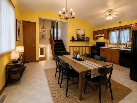 5708 West 64th Place Chicago IL 60638