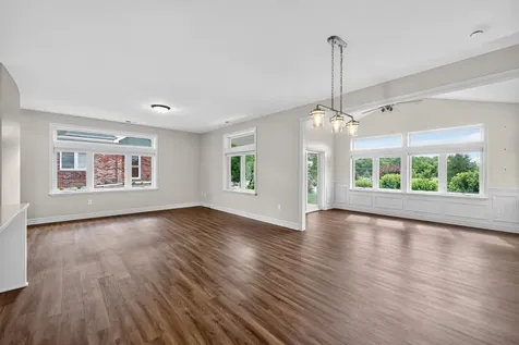 11 Briden Lane Sycamore IL 60178